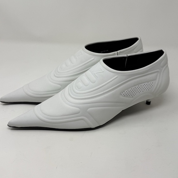 AZ Factory White Ankle Boots Women’s Size 38 US 8 Fun Kitten Heel - Picture 1 of 16